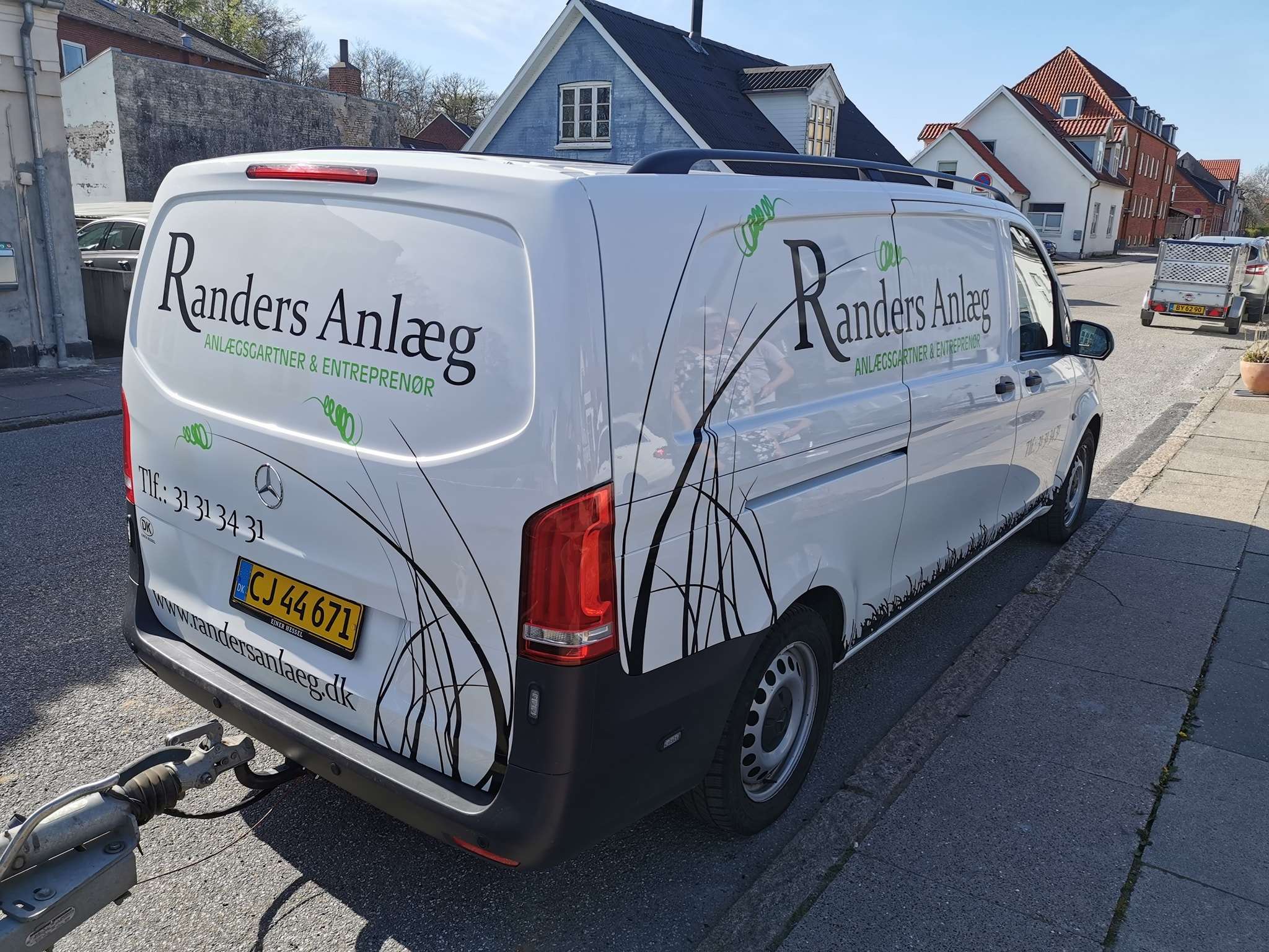 Er du på udkig efter erfarne og dygtige entreprenører i Århus, Randers, Viborg?